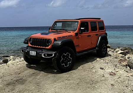 JEEP huren Curacao | 4x4 pick-up